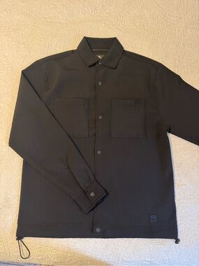 SAINTS Studio Men’s Black Textured Long Sleeve Button Up